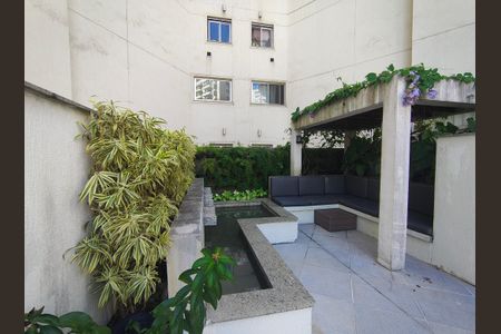 Apartamento à venda com 73m², 2 quartos e 1 vagaÁrea comum