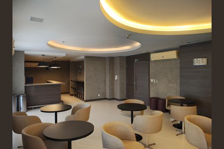 Apartamento à venda com 73m², 2 quartos e 1 vagaSalao de Festa 2