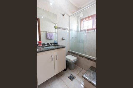 Casa à venda com 350m², 4 quartos e 4 vagas Casa à venda com 350m², 4 quartos e 4 vagasBanheiro da Suíte 1