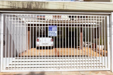 Casa à venda com 350m², 4 quartos e 4 vagas