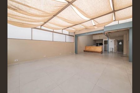 Casa à venda com 220m², 5 quartos e 2 vagas