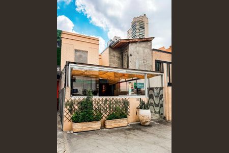 Casa à venda com 220m², 5 quartos e 2 vagas