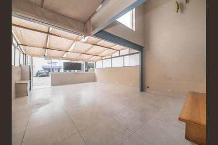 Casa à venda com 220m², 5 quartos e 2 vagas