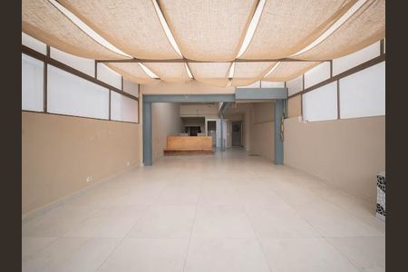 Casa à venda com 220m², 5 quartos e 2 vagas