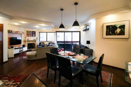Apartamento à venda com 4 quartos, 142m² em Itaim Bibi, São Paulo