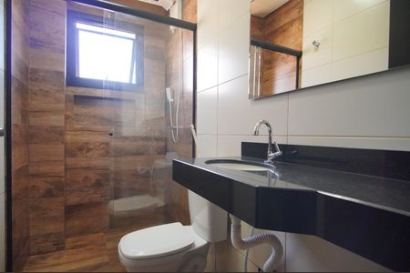 Banheiro de kitnet/studio para alugar com 1 quarto, 30m² em Vila Nova, Novo Hamburgo