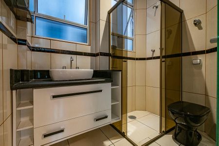 Apartamento à venda com 84m², 2 quartos e sem vagaSuíte - Banheiro