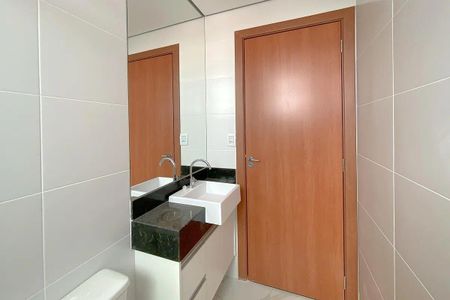 Banheiro de apartamento para alugar com 2 quartos, 62m² em Santa Branca, Belo Horizonte