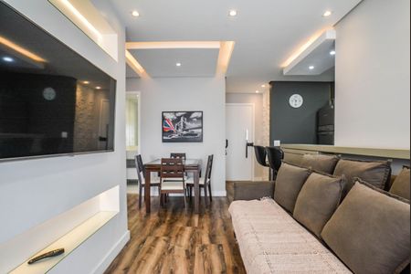 Apartamento para alugar com 62m², 2 quartos e 1 vagaSala