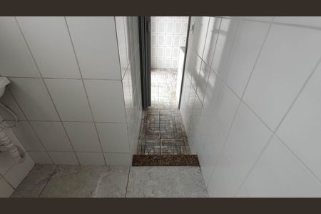 Casa para alugar com 80m², 2 quartos e sem vaga Casa para alugar com 80m², 2 quartos e sem vagaBanheiro