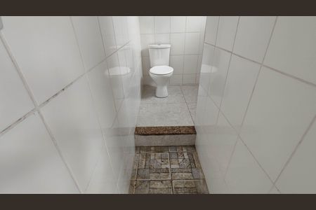 Casa para alugar com 80m², 2 quartos e sem vaga Casa para alugar com 80m², 2 quartos e sem vagaBanheiro