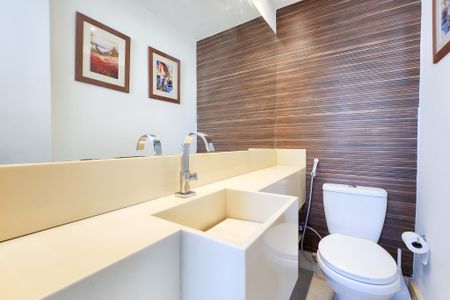 Apartamento para alugar com 176m², 3 quartos e 2 vagasLavabo