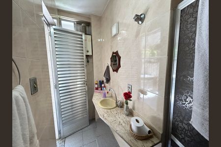 Casa à venda com 900m², 3 quartos e 7 vagasBanheiro Social 2