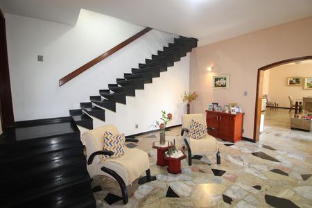 Casa à venda com 900m², 3 quartos e 7 vagasSala 2