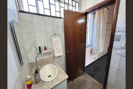 Casa à venda com 900m², 3 quartos e 7 vagasSuíte 2