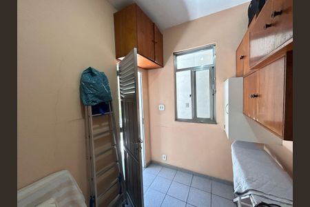 Casa à venda com 900m², 3 quartos e 7 vagasQuarto de Serviço