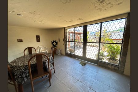 Casa à venda com 900m², 3 quartos e 7 vagasSala 5