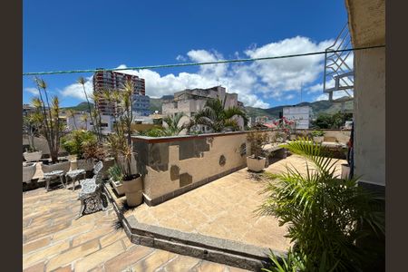 Casa à venda com 900m², 3 quartos e 7 vagasTerraço 1