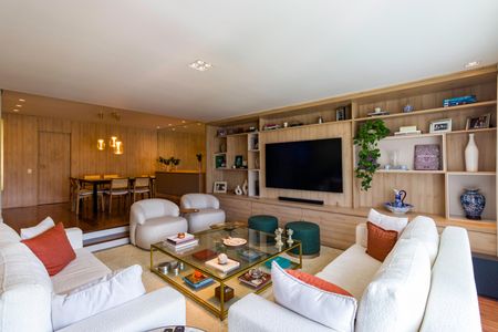 Apartamento à venda com 214m², 3 quartos e 4 vagas