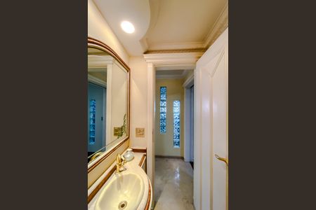 Apartamento para alugar com 394m², 4 quartos e 5 vagas Apartamento para alugar com 394m², 4 quartos e 5 vagasLavabo