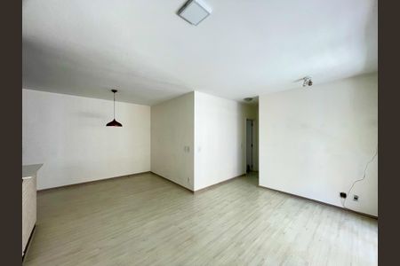 Apartamento para alugar com 88m², 2 quartos e 1 vagaSala