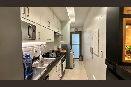 Apartamento à venda com 106m², 4 quartos e 1 vaga Apartamento à venda com 106m², 4 quartos e 1 vagaCozinha