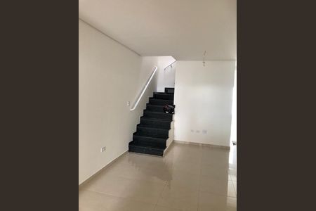 Casa à venda com 100m², 3 quartos e 2 vagas