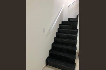 Casa à venda com 100m², 3 quartos e 2 vagas