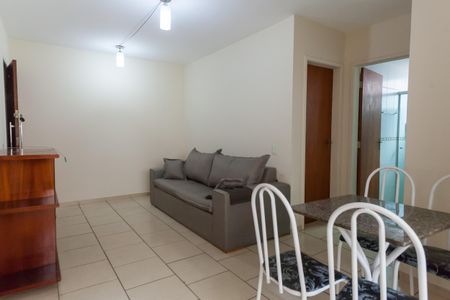 sala  de apartamento para alugar com 3 quartos, 55m² em Floresta, Belo Horizonte