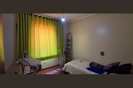 Casa à venda com 166m², 4 quartos e 5 vagasQuarto 2