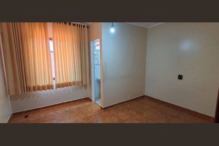 Casa à venda com 166m², 4 quartos e 5 vagasSuíte 