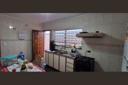 Casa à venda com 166m², 4 quartos e 5 vagasCozinha 