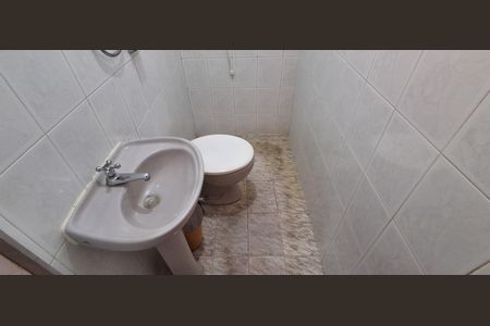 Casa à venda com 166m², 4 quartos e 5 vagasBanheiro Suíte 