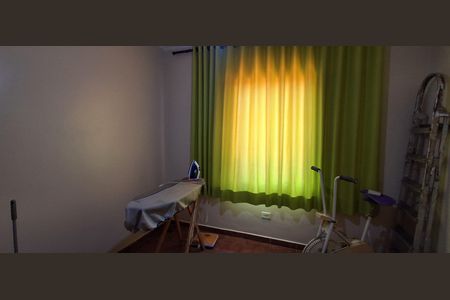 Casa à venda com 166m², 4 quartos e 5 vagasQuarto 2