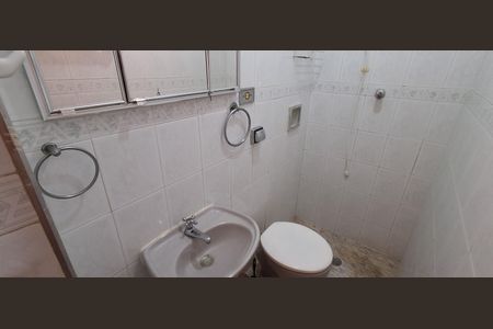 Casa à venda com 166m², 4 quartos e 5 vagasBanheiro Suíte 