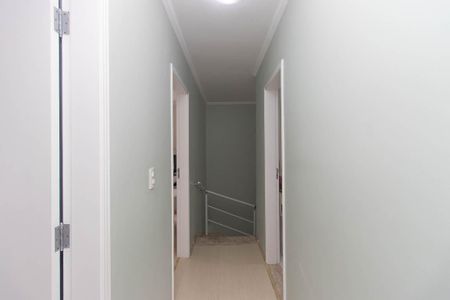 Casa à venda com 265m², 4 quartos e 4 vagasCorredor dos Quartos