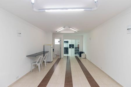 Casa à venda com 265m², 4 quartos e 4 vagasSalão de festas