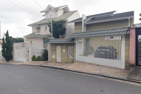Casa à venda com 265m², 4 quartos e 4 vagasFachada