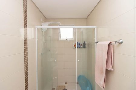 Casa à venda com 265m², 4 quartos e 4 vagasBanheiro da Suíte