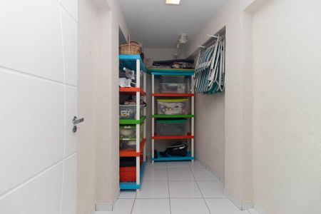 Casa à venda com 265m², 4 quartos e 4 vagasDespensa