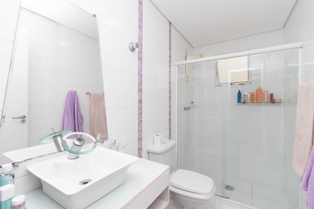 Casa à venda com 265m², 4 quartos e 4 vagasBanheiro Social