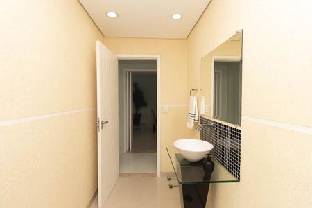 Casa à venda com 265m², 4 quartos e 4 vagasLavabo