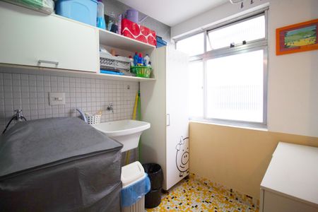 Apartamento à venda com 80m², 2 quartos e 1 vagaÁrea de serviço