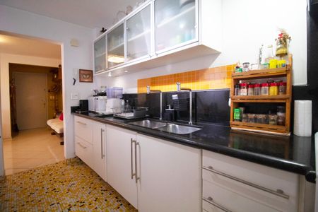 Apartamento à venda com 80m², 2 quartos e 1 vagaCozinha