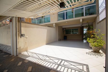 Casa à venda com 155m², 3 quartos e 4 vagasGaragem