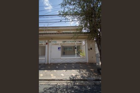 Casa à venda com 155m², 3 quartos e 4 vagasFachada