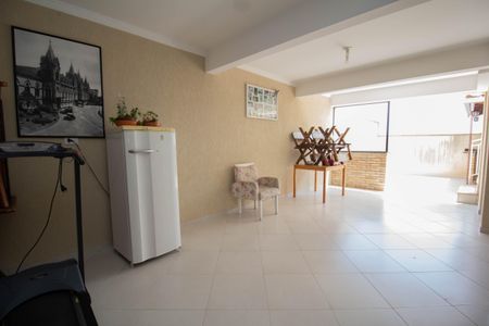Casa à venda com 155m², 3 quartos e 4 vagasSalão