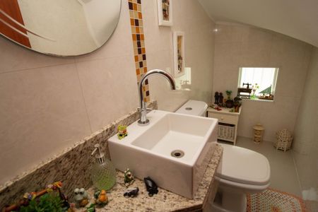 Casa à venda com 155m², 3 quartos e 4 vagasLavabo