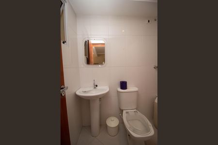 Casa à venda com 155m², 3 quartos e 4 vagasBanheiro de serviço