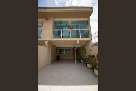 Casa à venda com 155m², 3 quartos e 4 vagasGaragem